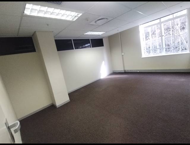 154M² BUILDING TO LET IN CAPE TOWN CITY CENTRE